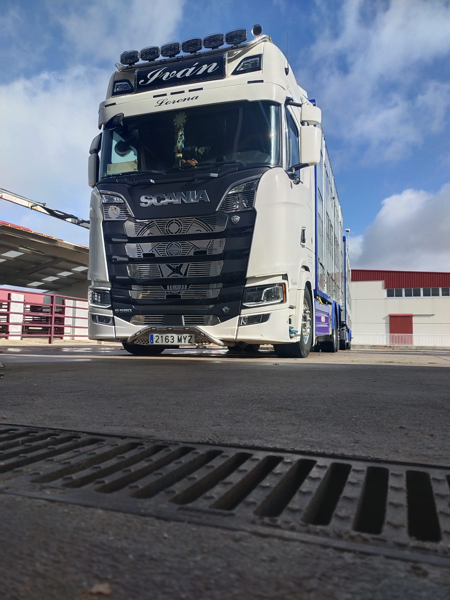 Camión de Transportes Iván Gómez